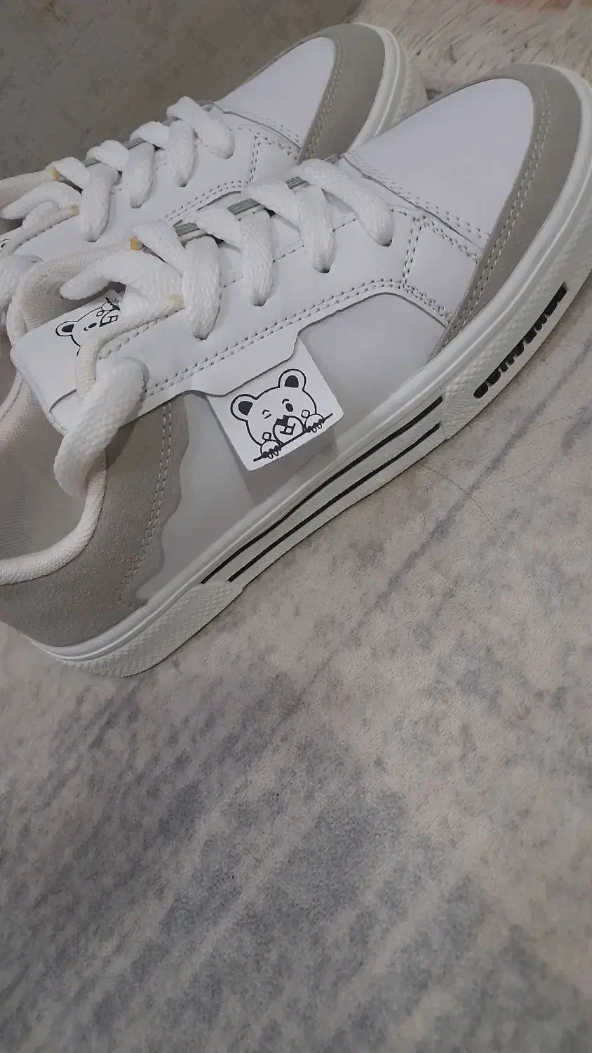 کتونی|کیف، کفش، کمربند|زابل, |دیوار