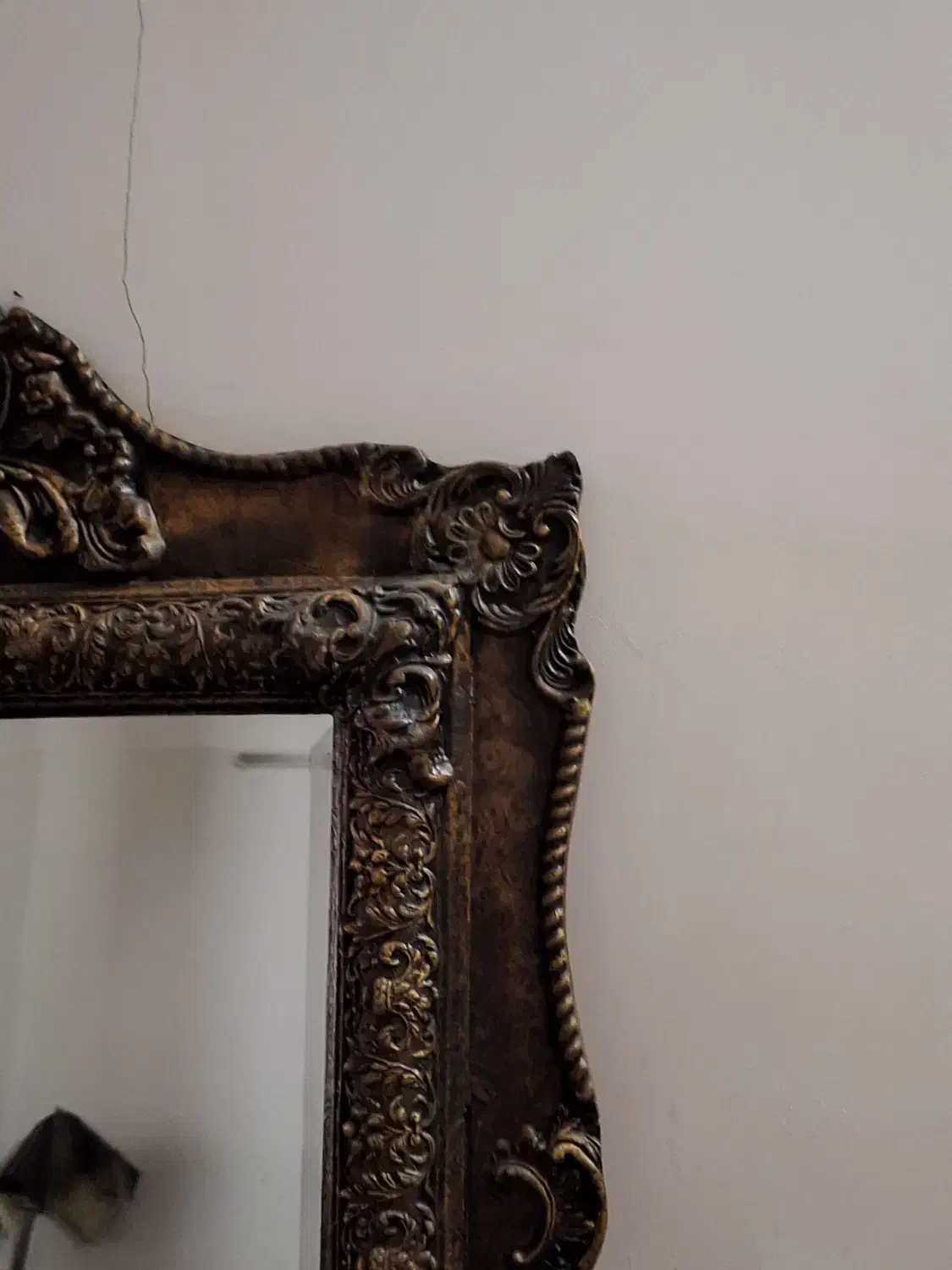 آیینه و شمعدان|آینه|قم, شهر قائم|دیوار