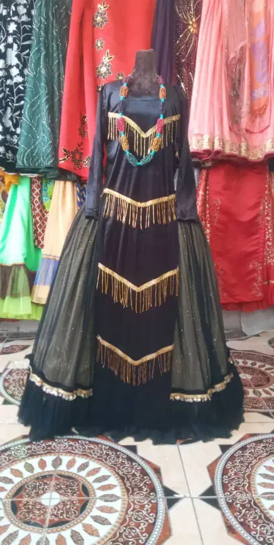 لباس محلی|لباس|شهرضا, |دیوار