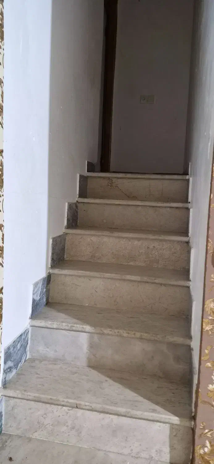 ساختمان ویلایی|فروش خانه و ویلا|خرمآباد, |دیوار