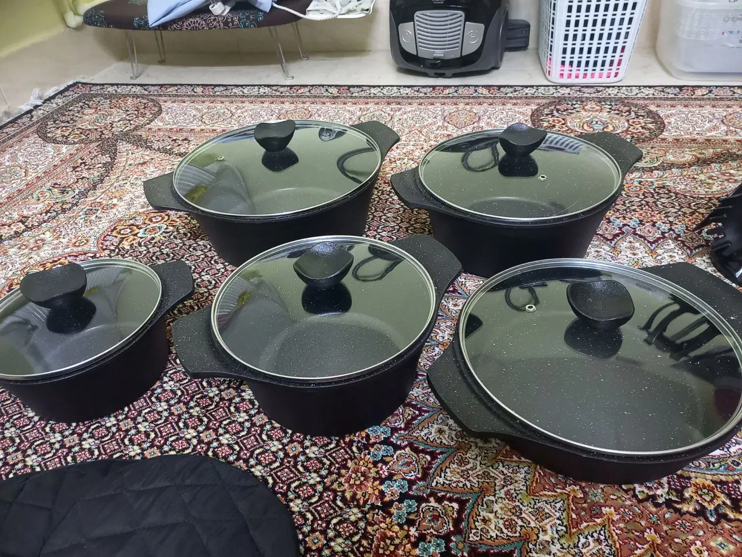 سرویس قابلمه چدنی|ظروف پختوپز|بروجرد, |دیوار