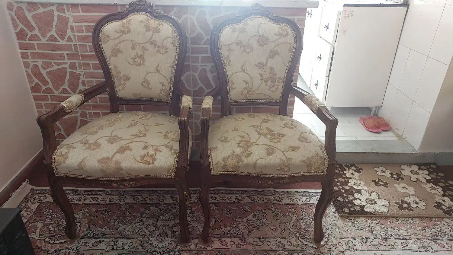 فروش مبل  ۷ نفره  بسیار تمیز و سالم و بوفه|مبلمان خانگی و میز عسلی|تویسرکان, |دیوار