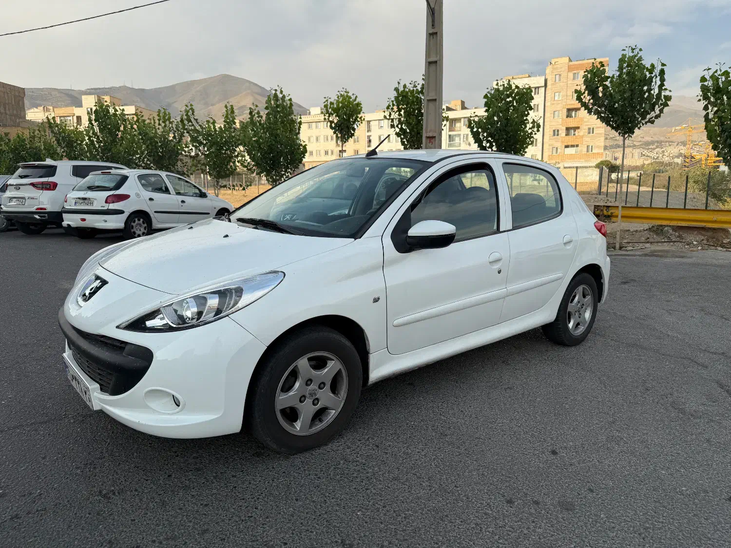 207 اتوماتیک مدل 97|خودرو سواری و وانت|تهران, شهرک فردوس (حسینی)|دیوار