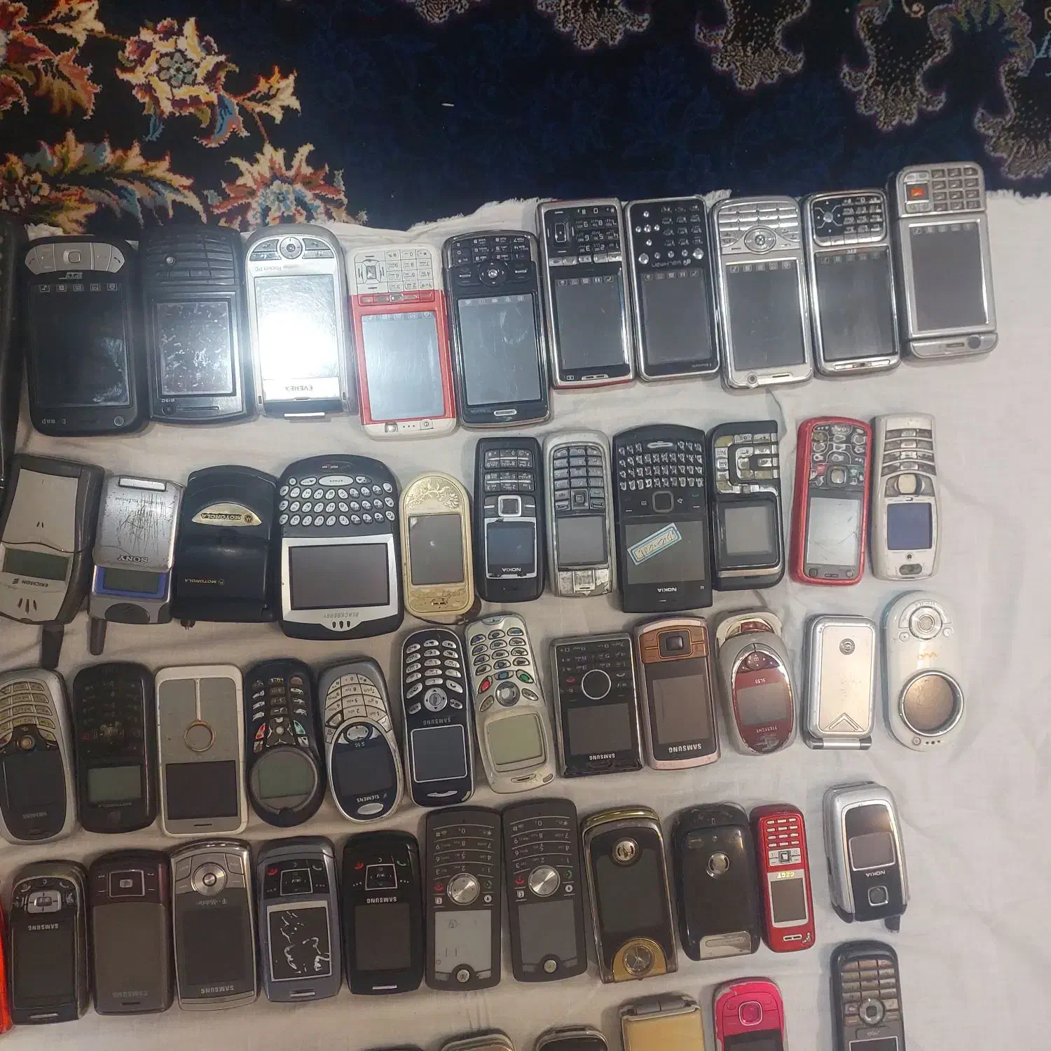 گوشی های کولکسیونی|موبایل|کرج, المهدی|دیوار