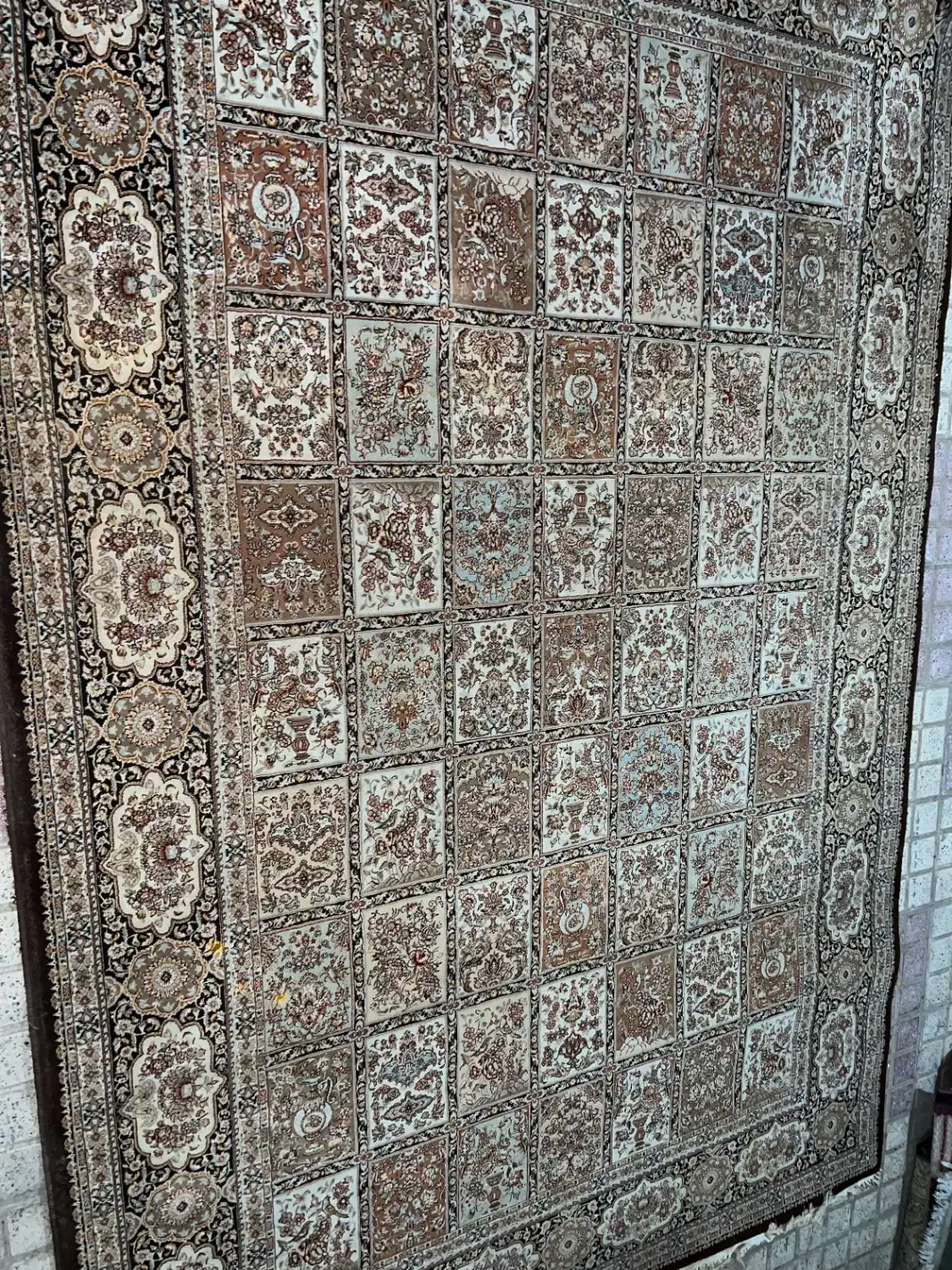 فرش ۷۰۰ شانه|فرش|دماوند, گیلاوند|دیوار