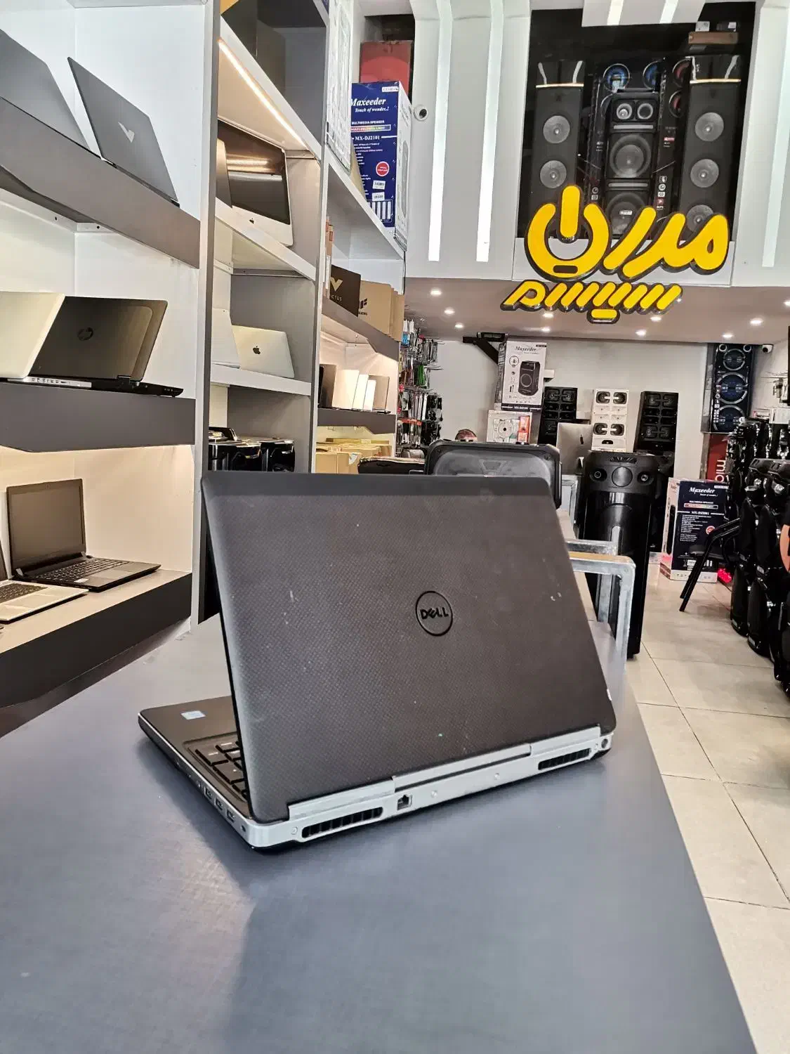 دل Precision 7520 i7 با16Gرم و4گیگ گرافیک رندرینگ|رایانه همراه|یزد, |دیوار