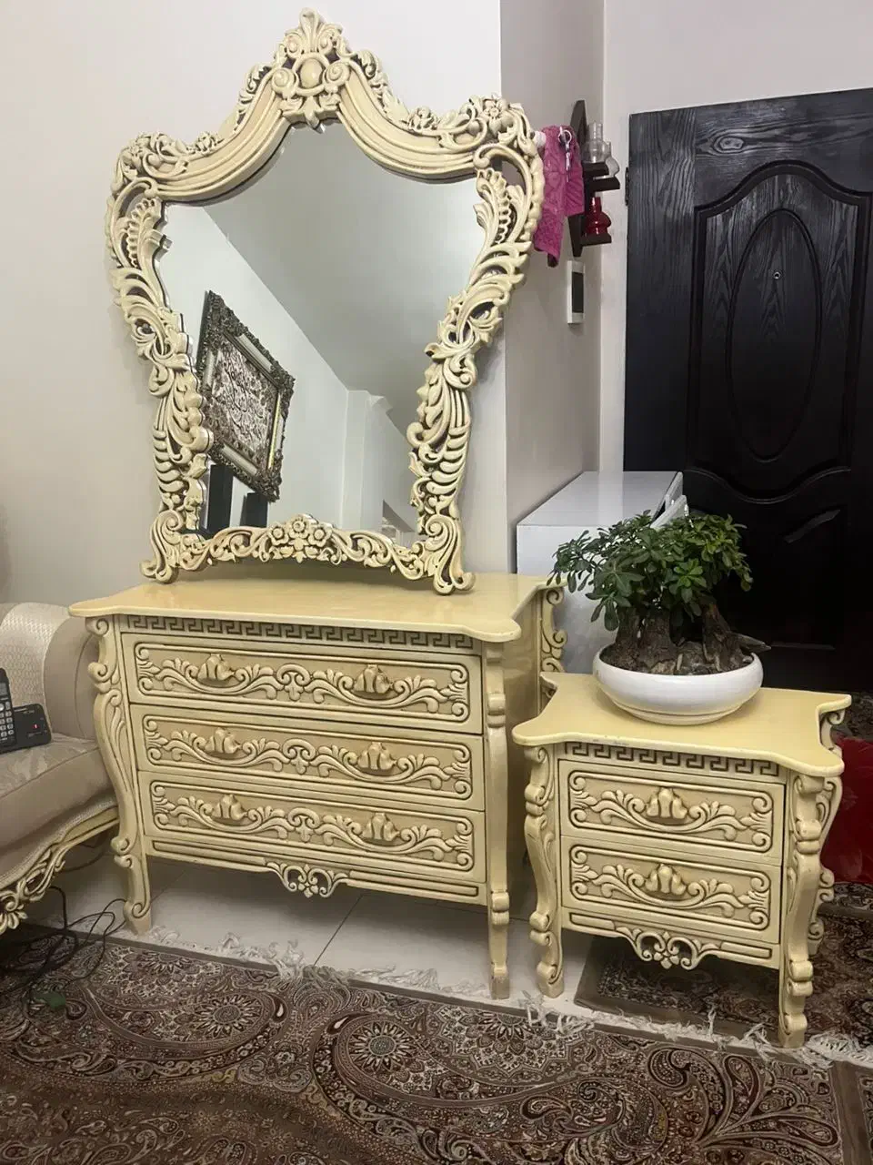 اینه کنسول تخت دونفره سینما خانواده تابلو|بوفه، ویترین، کنسول|تهران, شکیبا|دیوار