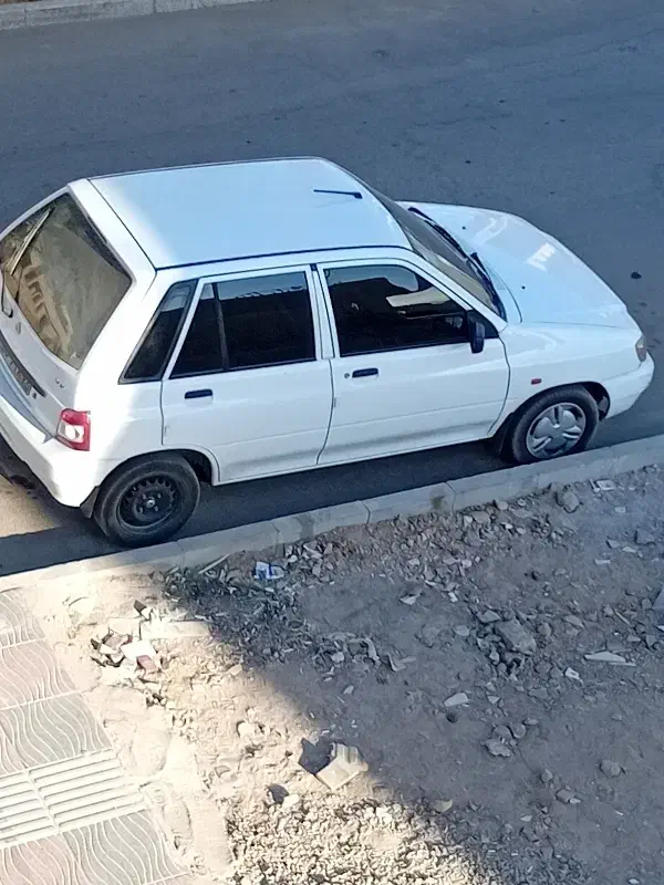 111 سفید بدون رنگ شاسی سالم عروسک|خودرو سواری و وانت|بافق, |دیوار