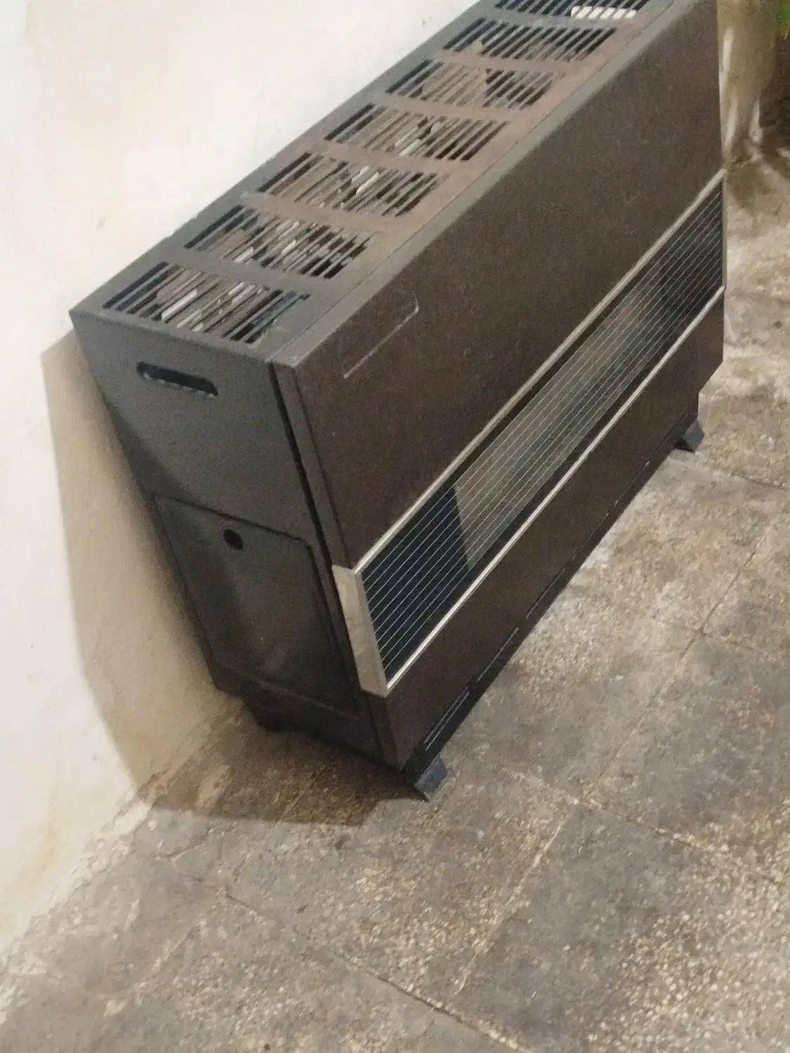 بخاری گازی|بخاری، هیتر، شومینه|بروجرد, |دیوار