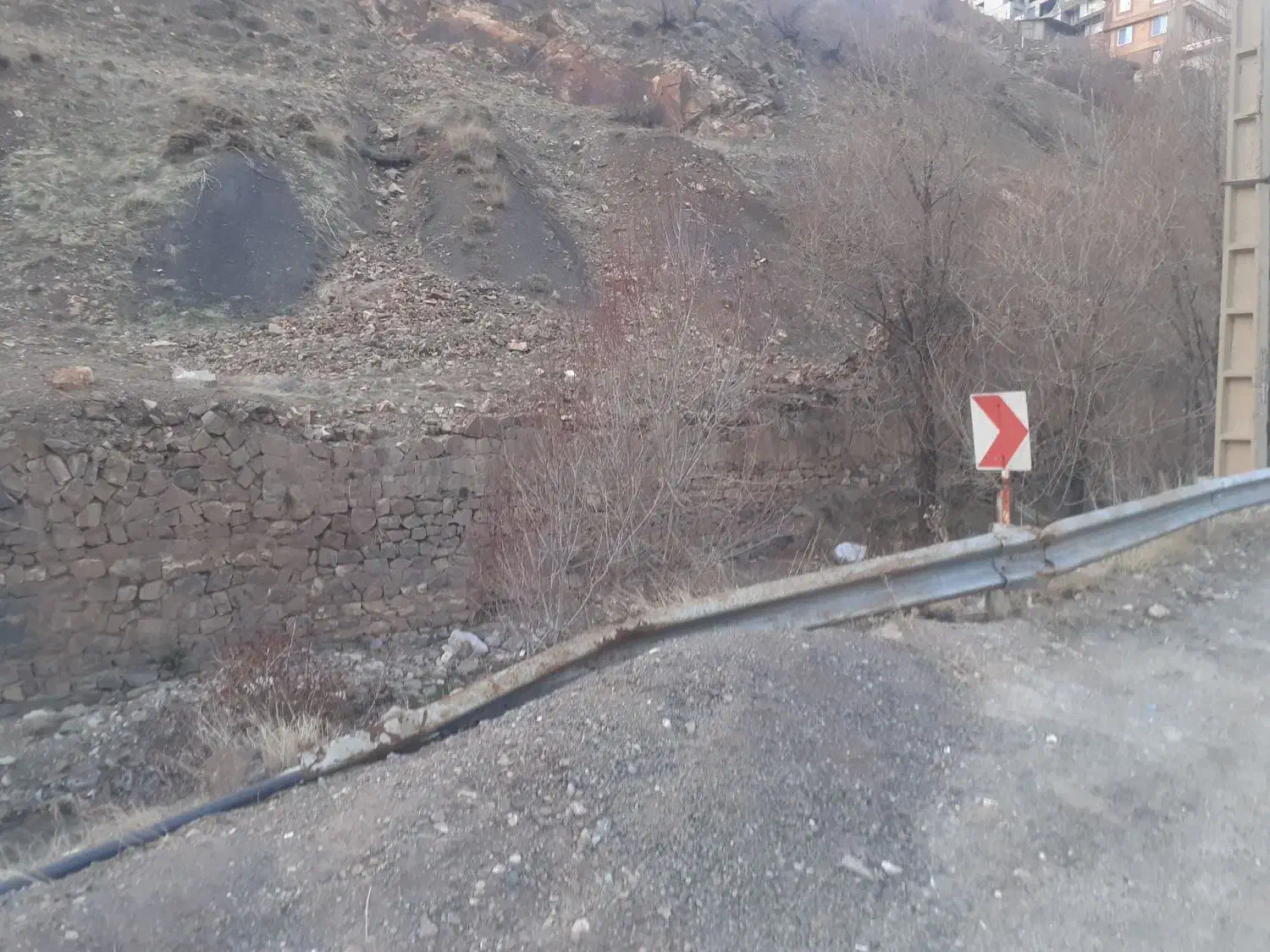 ۱۱۵۰مترزمین درجاده اصلی شمشک روبروی پیست اسکی|فروش زمین و ملک کلنگی|شمشک, |دیوار