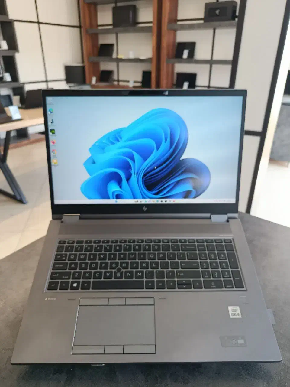 لپتاپ گیمینگ و تدوین HP z book fury 17 g7|رایانه همراه|قم, صفائیه|دیوار