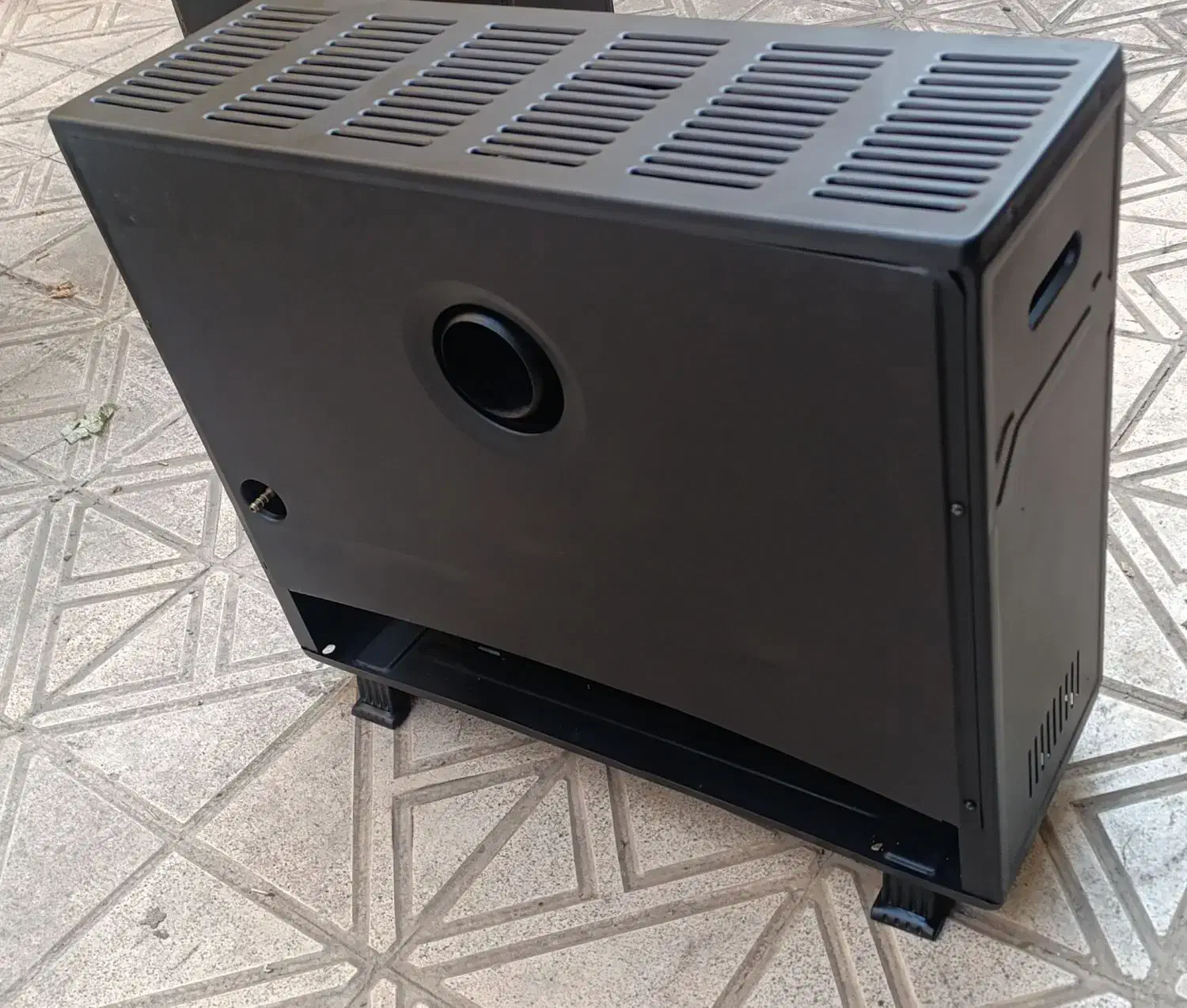 دوتا بخاری بزرگ عروسک بهترین مارک درحدنو|بخاری، هیتر، شومینه|الوند, |دیوار