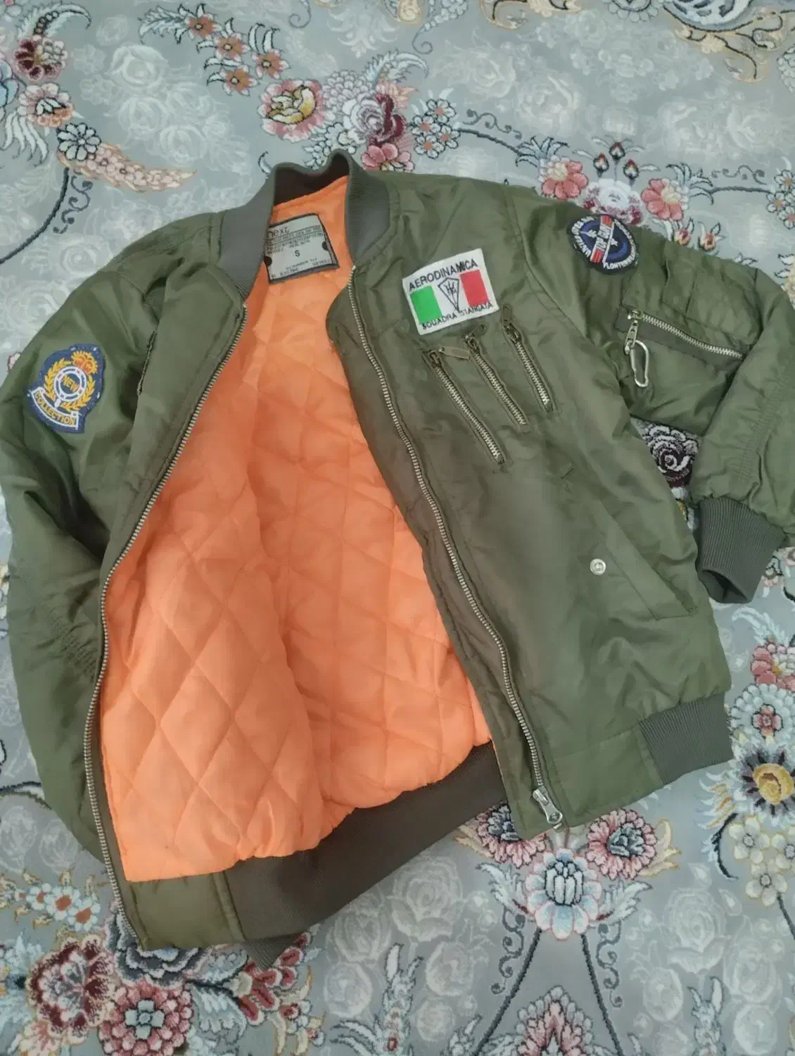 دوعددکاپشن درحدنو|کفش و لباس بچه|شهرضا, |دیوار