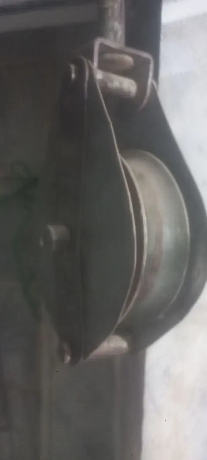 قرقره بنایی و بیل کلنگ نوکاملا سالم  سنگین قدیمی|ابزارآلات|کرج, خرمدشت|دیوار