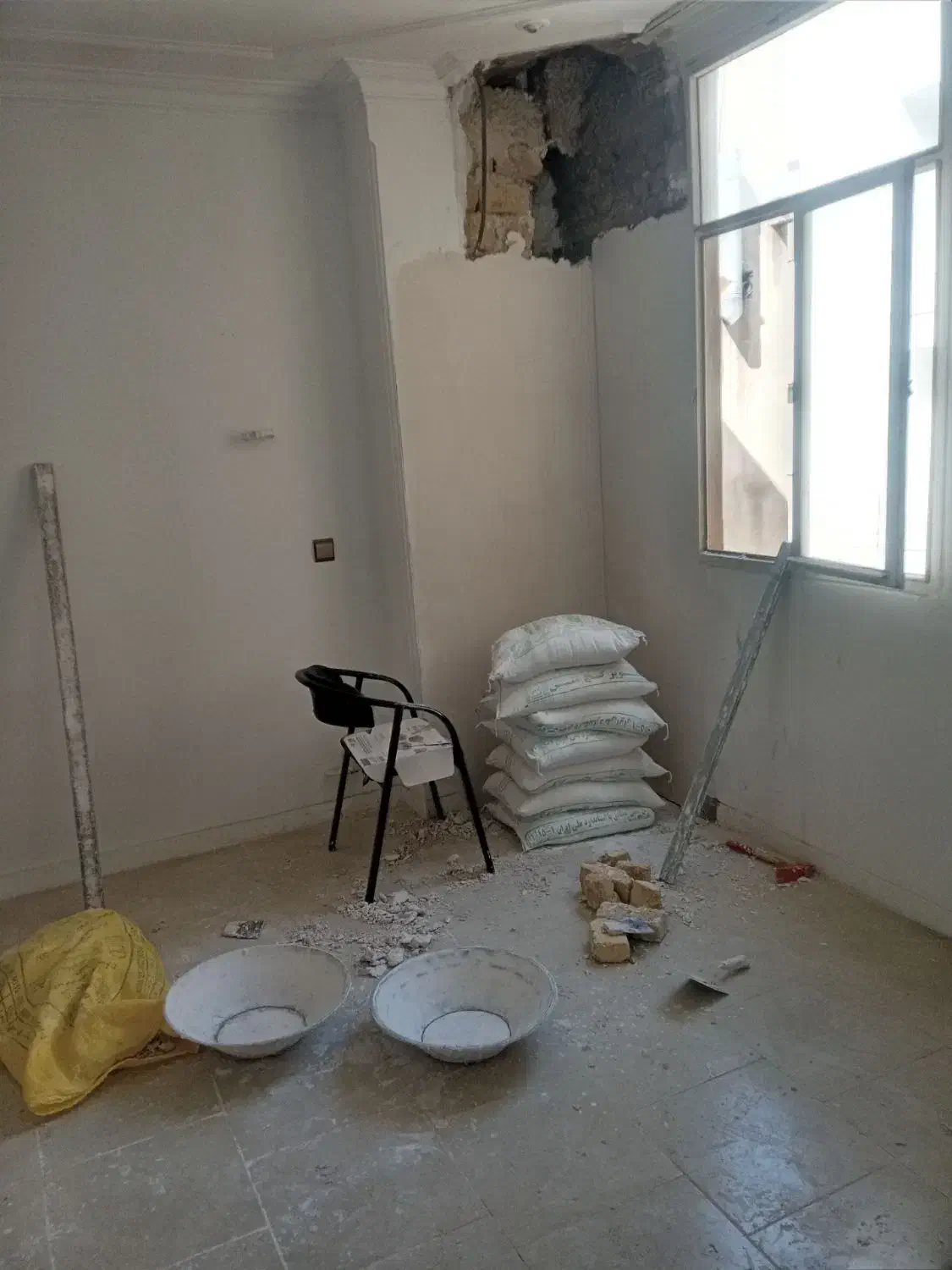 گچ کاری بنای تخریب کاشی کاری|خدمات پیشه و مهارت|تهران, جیحون|دیوار