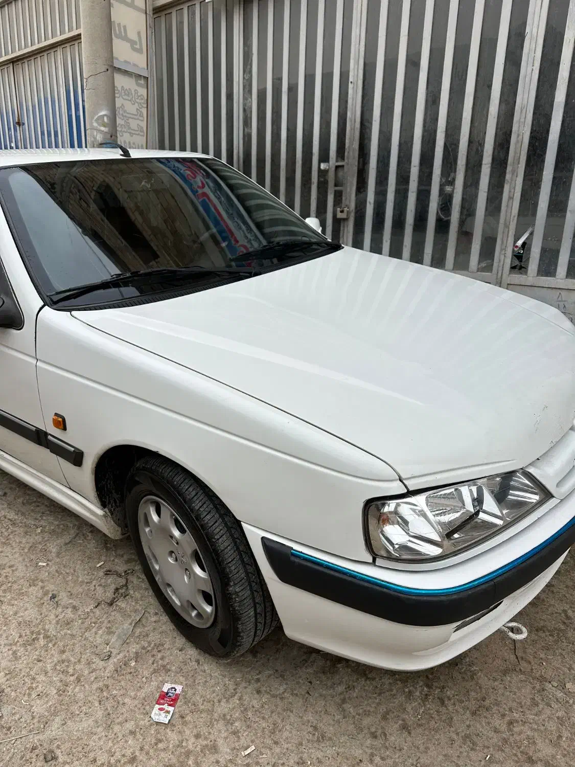 پژو پارس سفید|خودرو سواری و وانت|اصفهان, بهارستان|دیوار