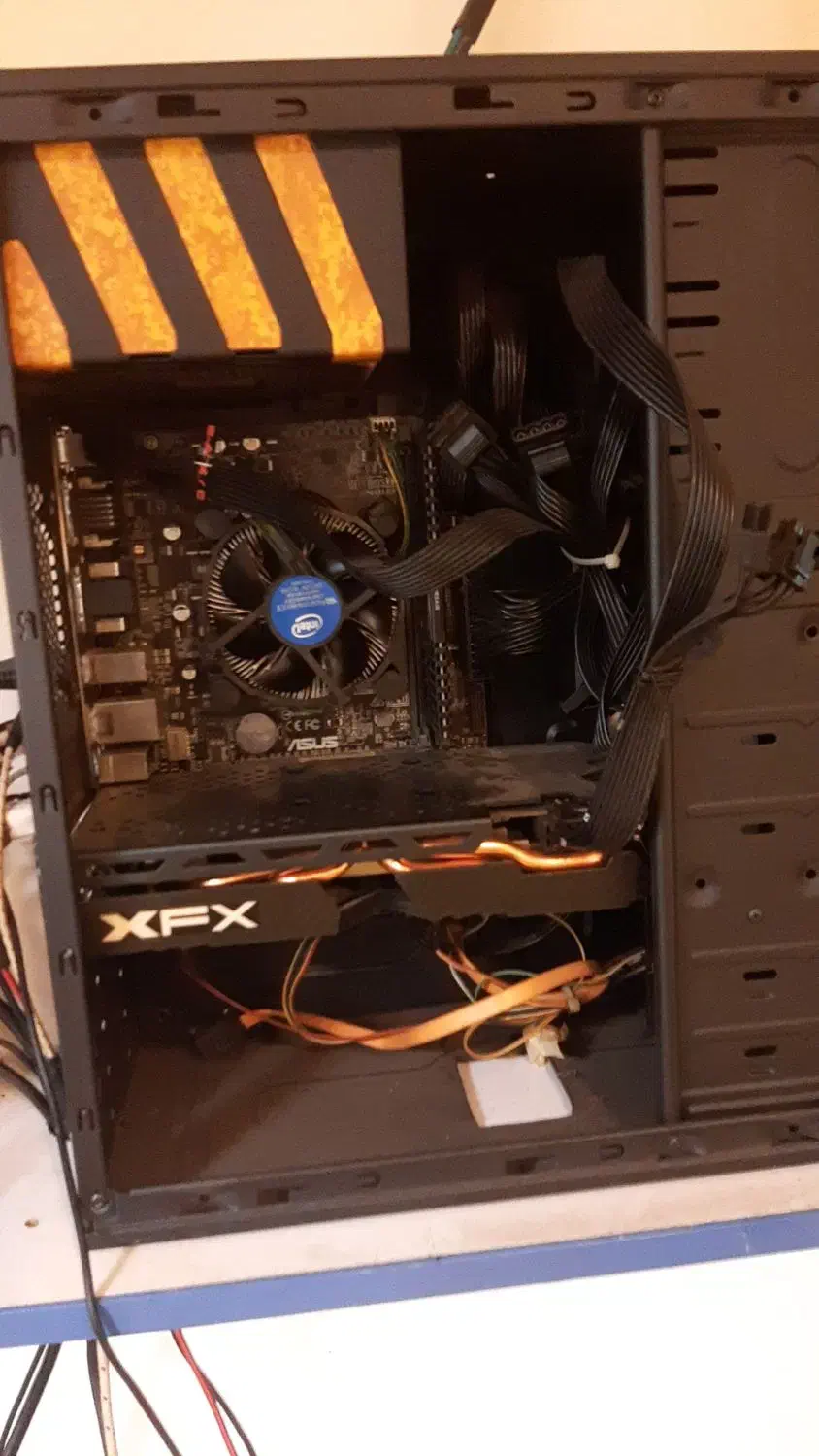 ۹ عدد کامپیوتر گیمینگ و رندرینگ|رایانه رومیزی|رشت, سعدی (تختی)|دیوار