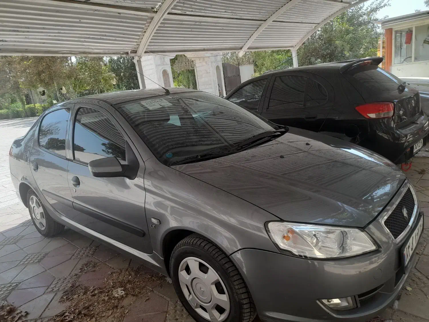 رانا خاکستری مدل آخر۹۷ موتور TU5 سالم بدون رنگ|خودرو سواری و وانت|تهران, اکباتان|دیوار