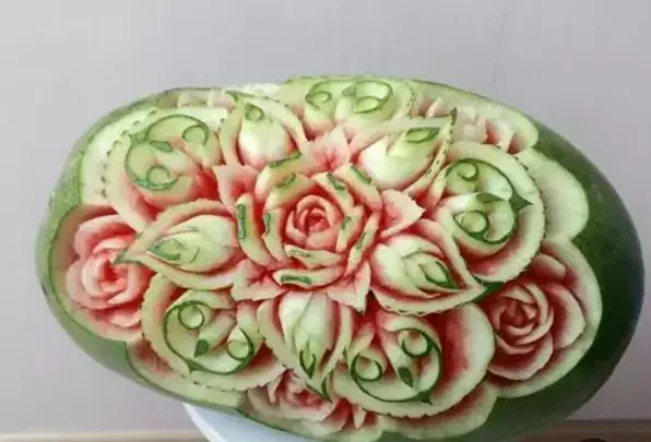 میوه آرایی.طراحی هندوانه.طراحی کدوطراحی انواع میوه|خدمات پذیرایی، مراسم|ساوه, |دیوار