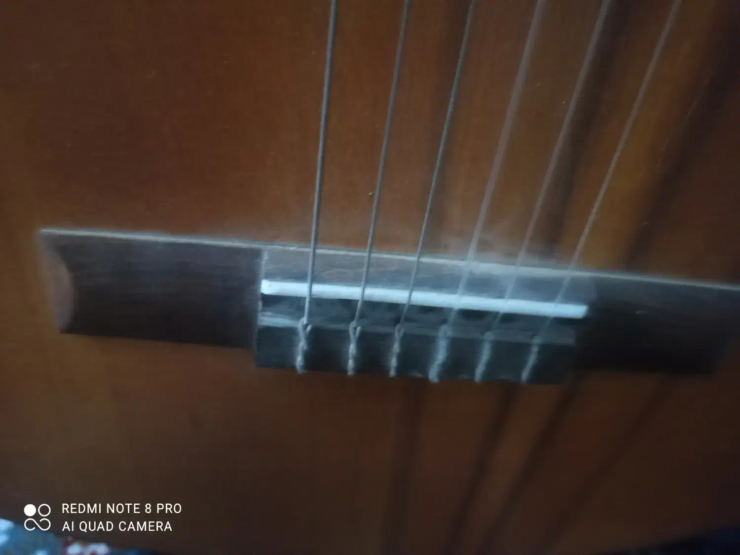 گیتار متاع پور در حد نو|گیتار، بیس، امپلیفایر|مه ولات, |دیوار