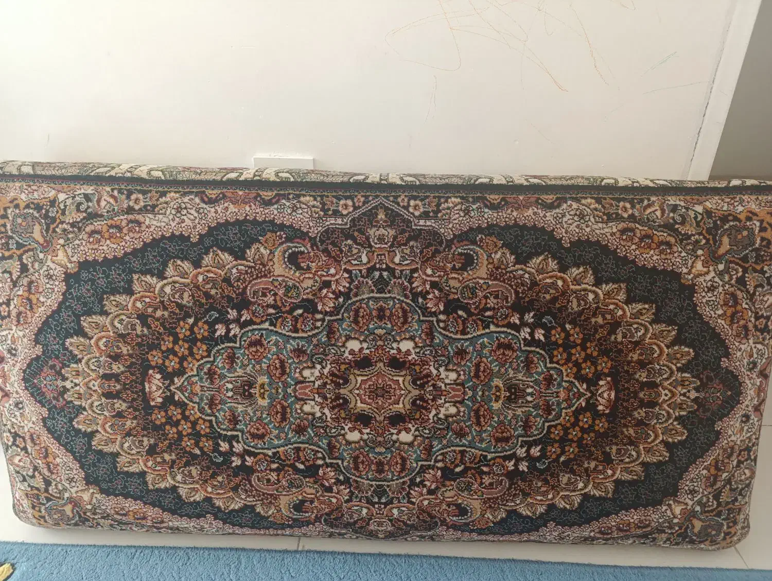 دوعدد پشتی|پشتی|گرمدره, |دیوار