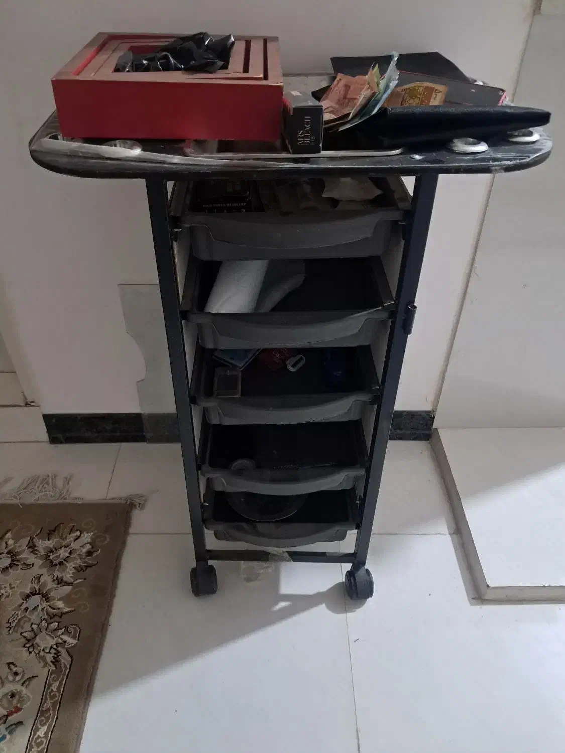 صندلی وترولی|آرایشگاه و سالنهای زیبایی|کرج, حصارک پایین|دیوار