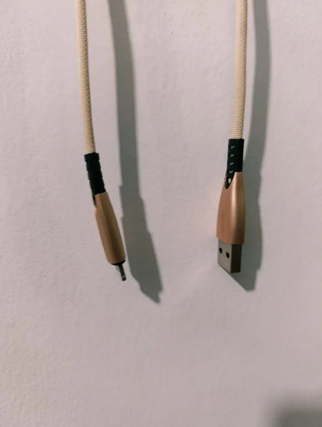 کابل شارژ آیفون|لوازم جانبی موبایل و تبلت|آق قلا, |دیوار