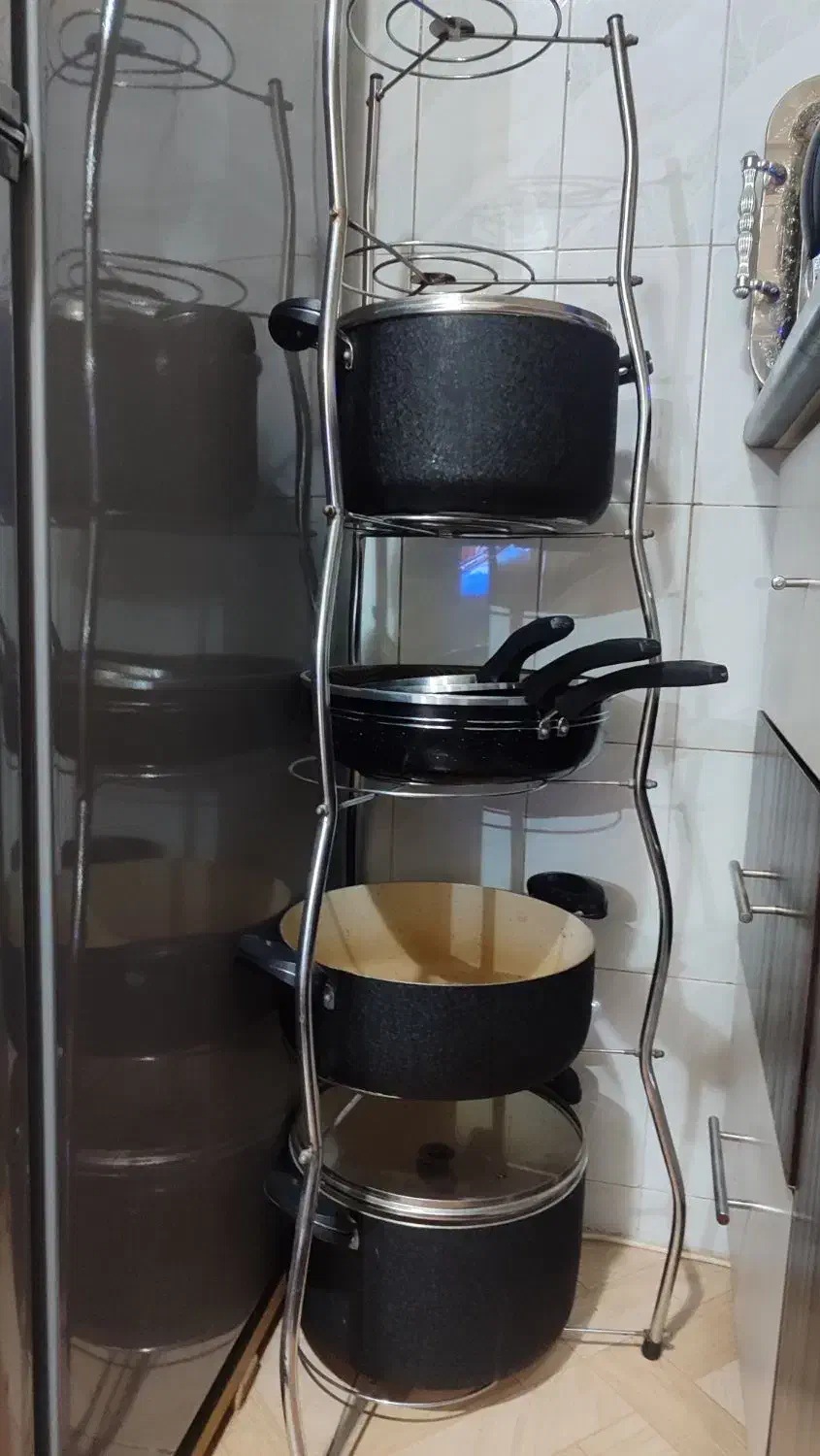 استند قابلمه|آب‌چکان و نظم‌دهنده ظروف|اسلام‌شهر, شهرک امام حسین (میان آباد)|دیوار