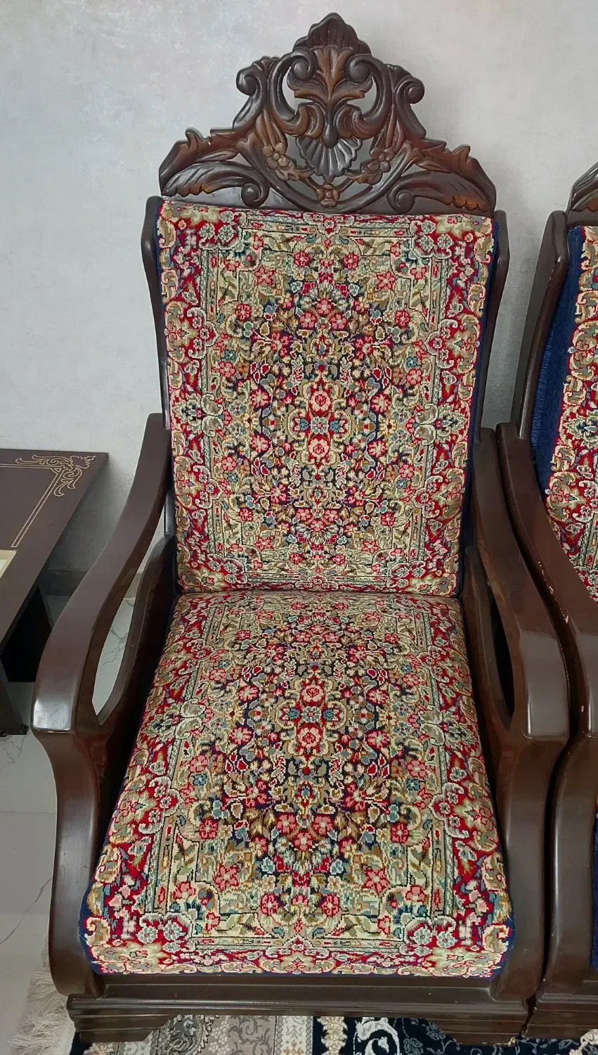 مبل قالی *در حد نو*|مبلمان خانگی و میز عسلی|بم, |دیوار