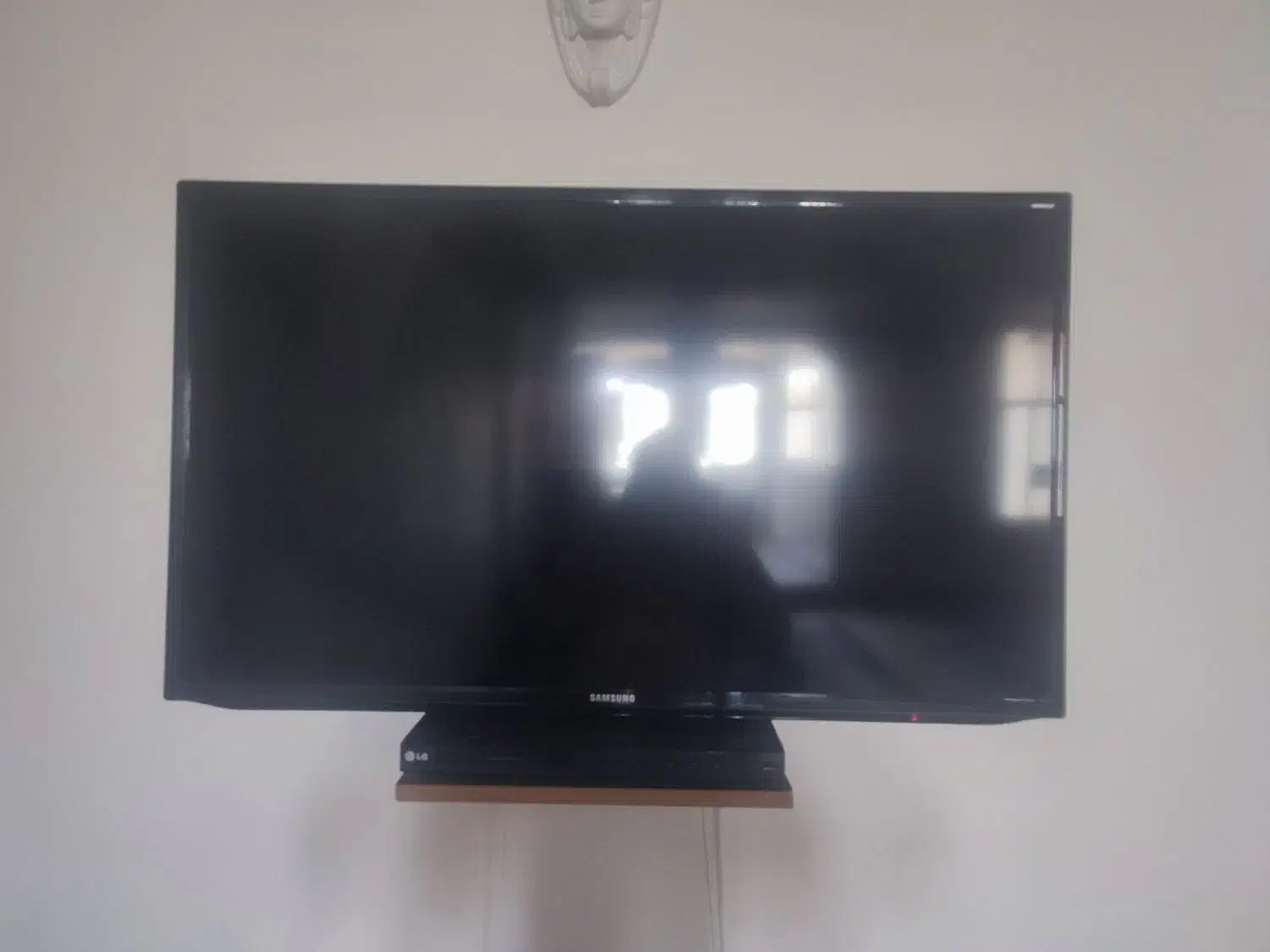 تلویزیون ال ای دی سامسونگ|تلویزیون و پروژکتور|بروجرد, |دیوار