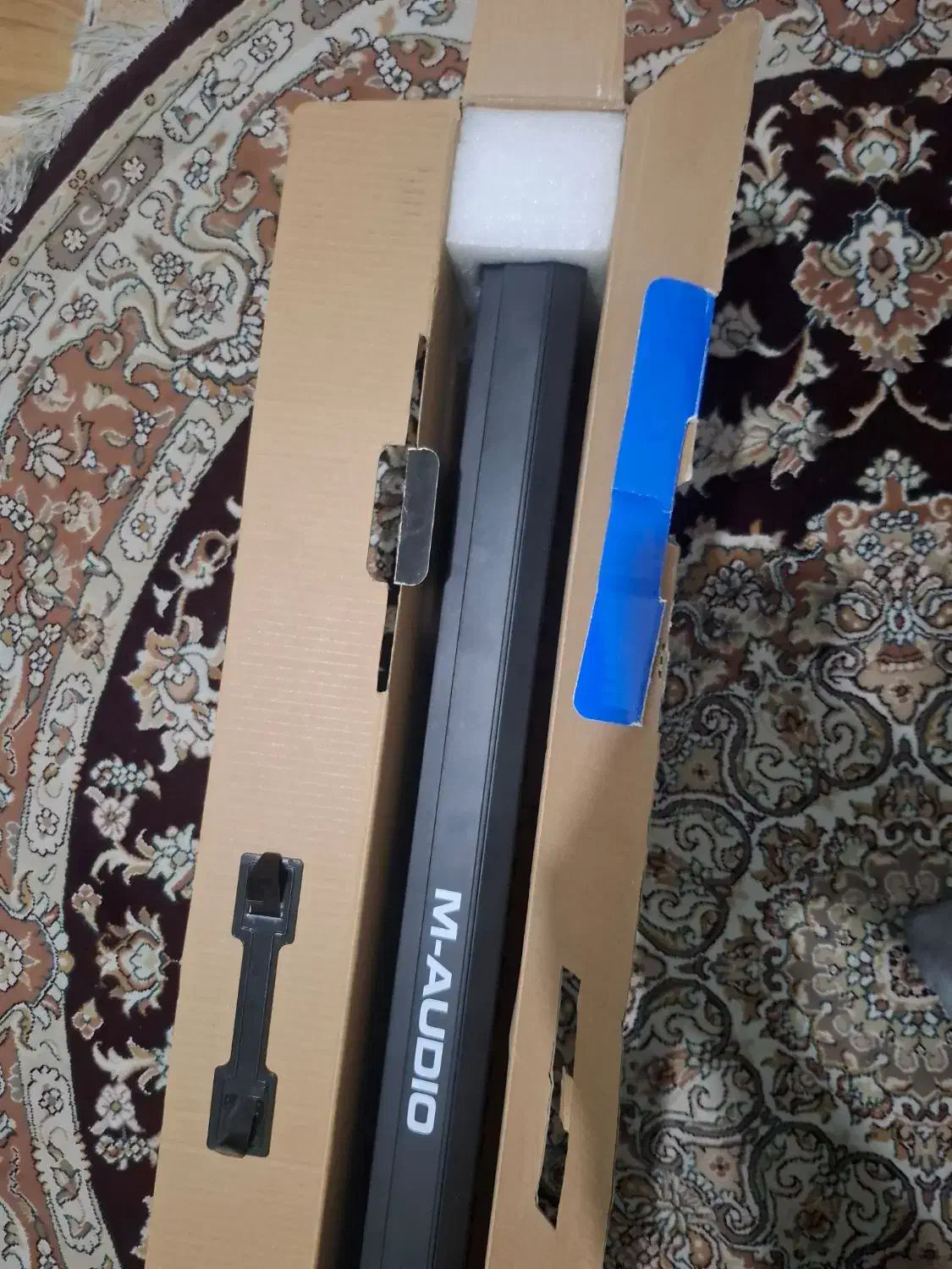 کیبورد میدی کنترلر maudio 61 همراه اسپیکر|پیانو، کیبورد، آکاردئون|تهران, نیروی هوایی (پیروزی)|دیوار