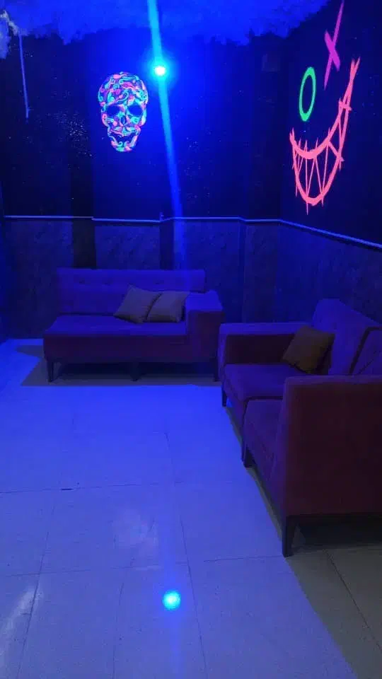 اجاره مغازه پرند|اجارهٔ مغازه و غرفه|پرند, فاز ۵|دیوار