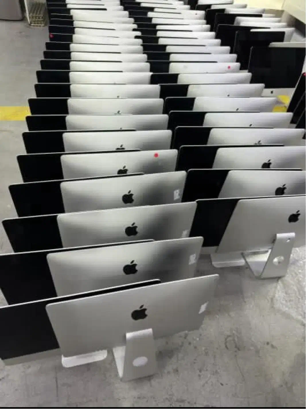 iMac Slim ram 8 hard 256 SSD آیمک all in one اپل|رایانه رومیزی|تبریز, |دیوار
