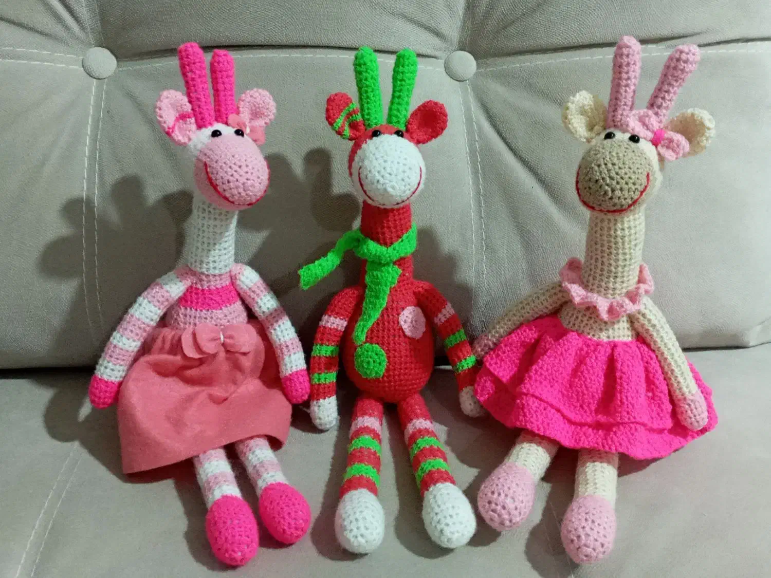 عروسک زرافه شاخ دار|صنایع دستی و سایر لوازم تزئینی|شیراز, زرهی|دیوار