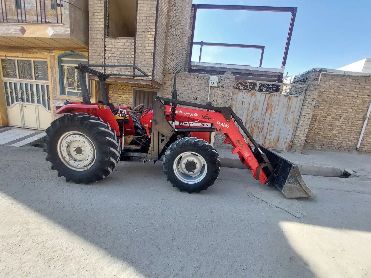 کار با بیل|خدمات حمل و نقل|نهاوند, |دیوار