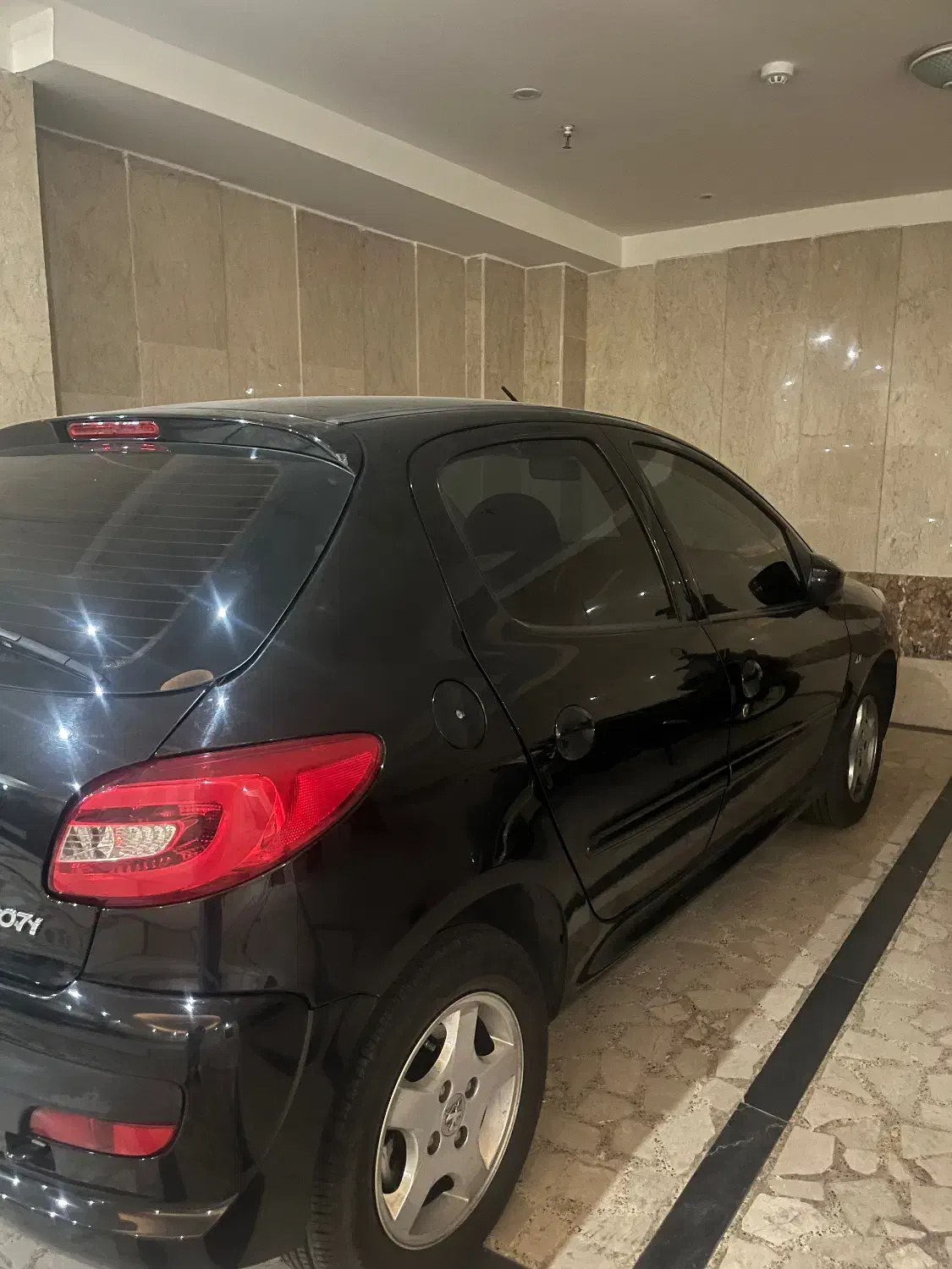 207iمشکی|خودرو سواری و وانت|کرج, باغستان|دیوار