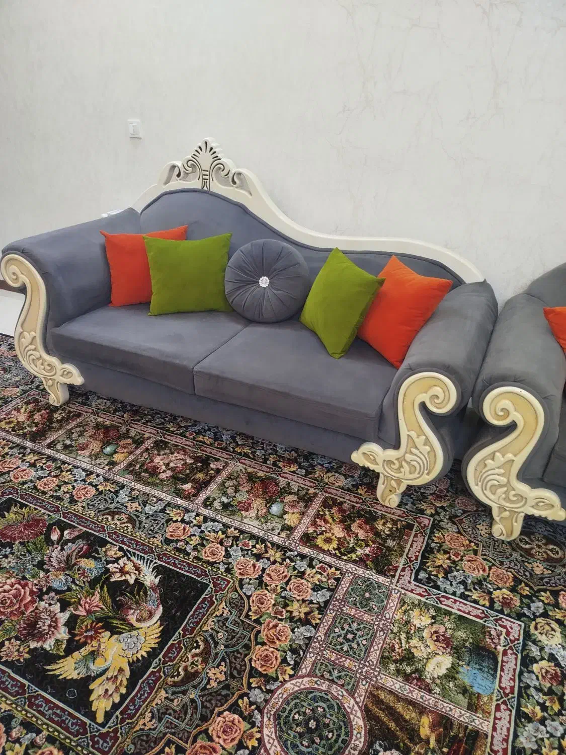 مبلمان سالم وتمیز|مبلمان خانگی و میز عسلی|فولادشهر, C2|دیوار