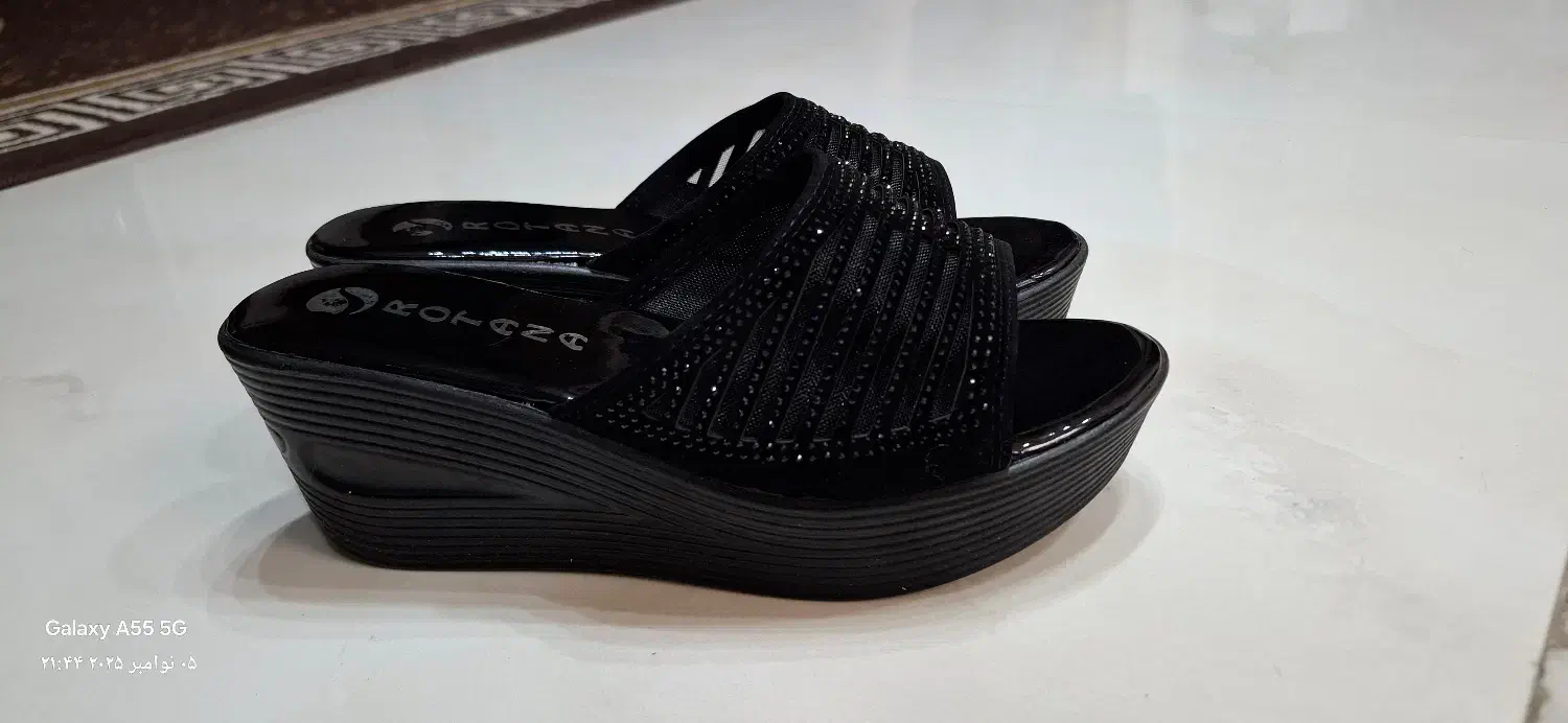 صندل مجلسی کاملا نو|کیف، کفش، کمربند|سیرجان, |دیوار