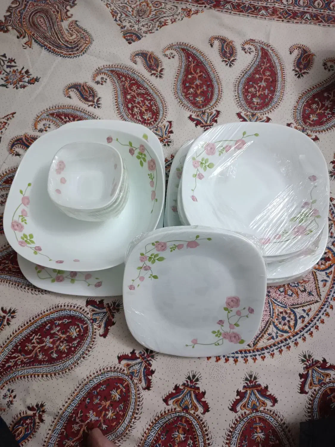 آکوپال مربع کلاسیک مقصود طرح هایدی بنفش|ظروف سرو و پذیرایی|کرج, شهرک فرهنگیان|دیوار