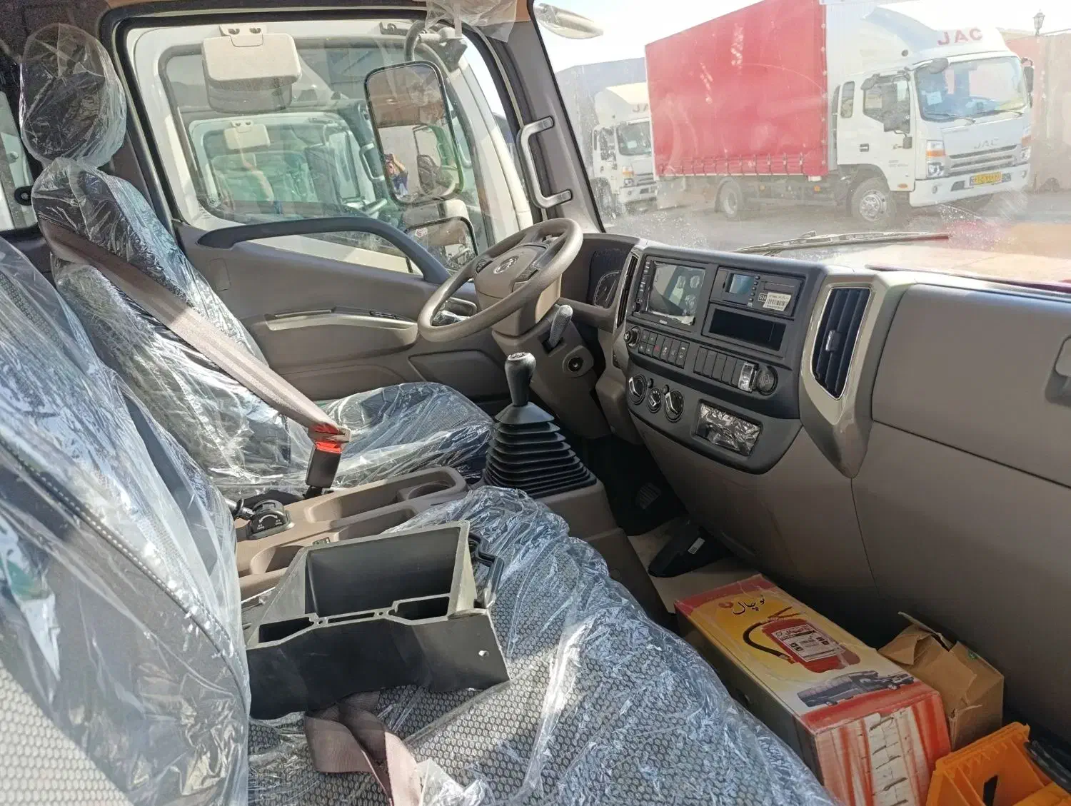 ام فور خشک ۸تن و ۶تن تحویل روز|خودرو سنگین|تهران, آبشار تهران (دریاچه)|دیوار