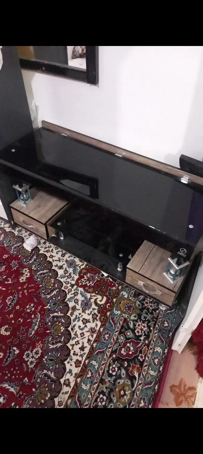 میز تلوزیون فروش به دلیل مهاجرت|میز تلویزیون|باغستان, |دیوار