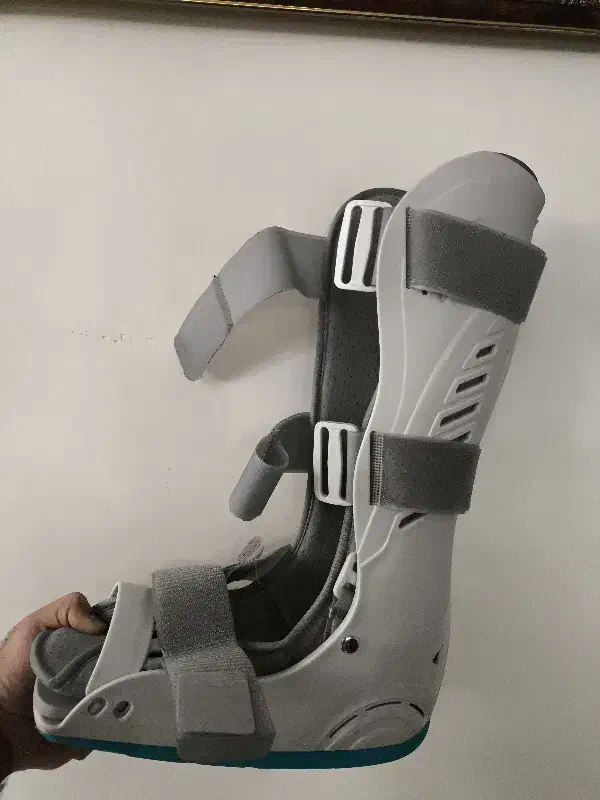 بریس فایبر گلاس|آرایشی، بهداشتی، درمانی|کرج, کوی کارمندان جنوبی|دیوار