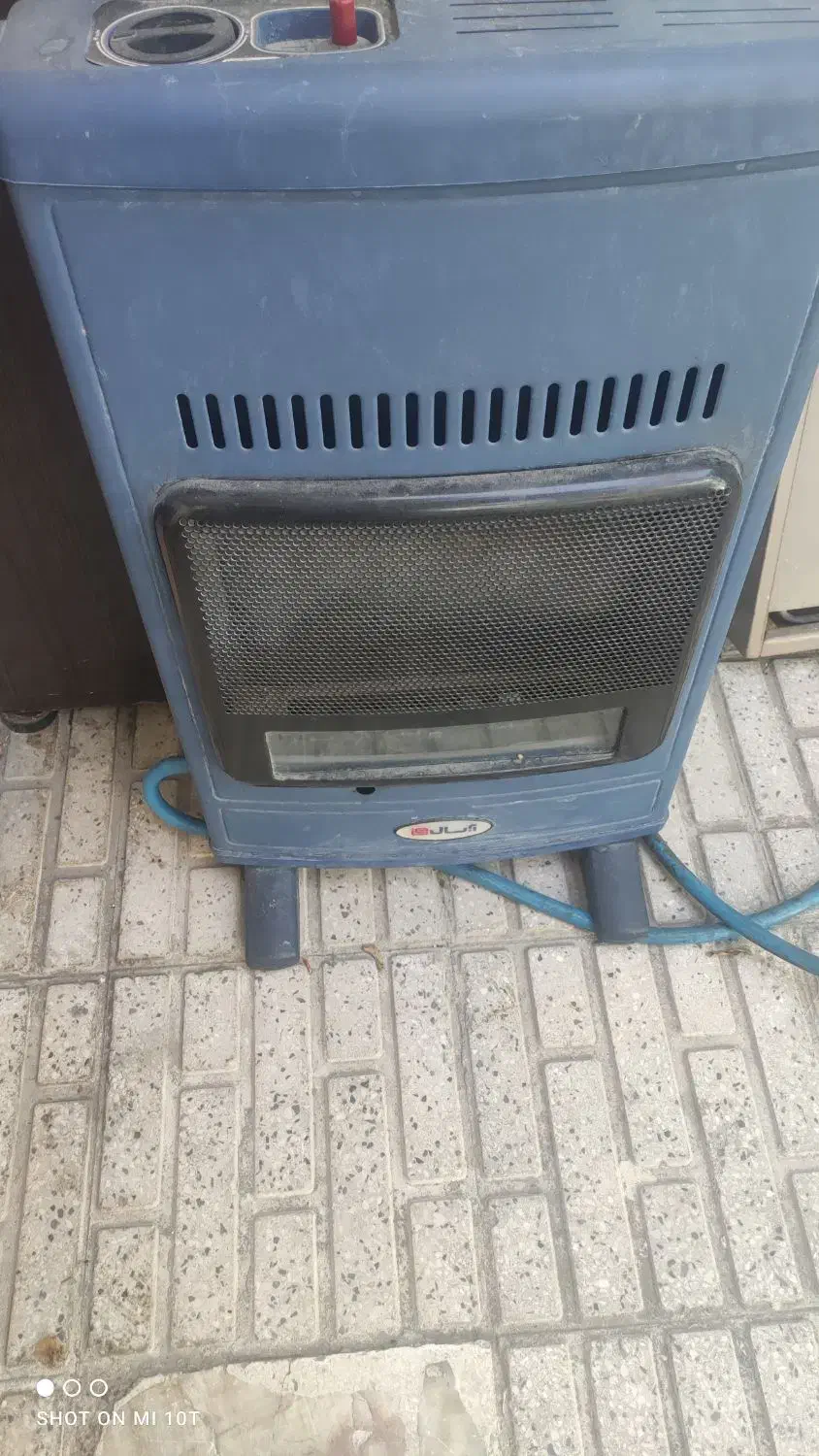 دو عددبخاری دیواری و بدون هوا کش|بخاری، هیتر، شومینه|شیراز, سفیرشمالی|دیوار