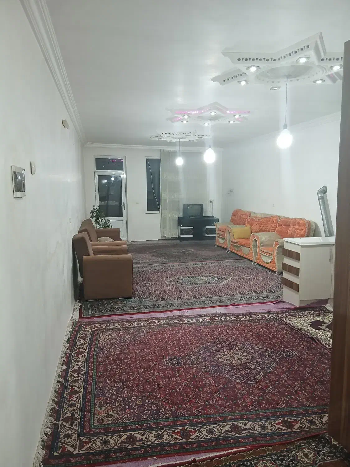 منزل برای مسافران و دانشجویان محترم|اجارهٔ کوتاه‌مدت آپارتمان و سوئیت|اردبیل, |دیوار