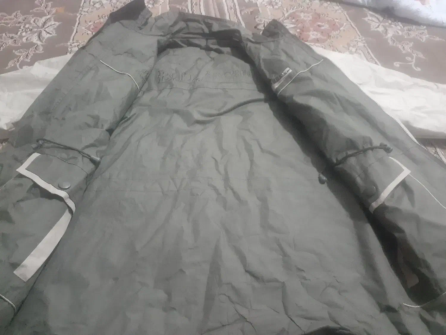 کاپشن دولایه|لباس|دورود, |دیوار