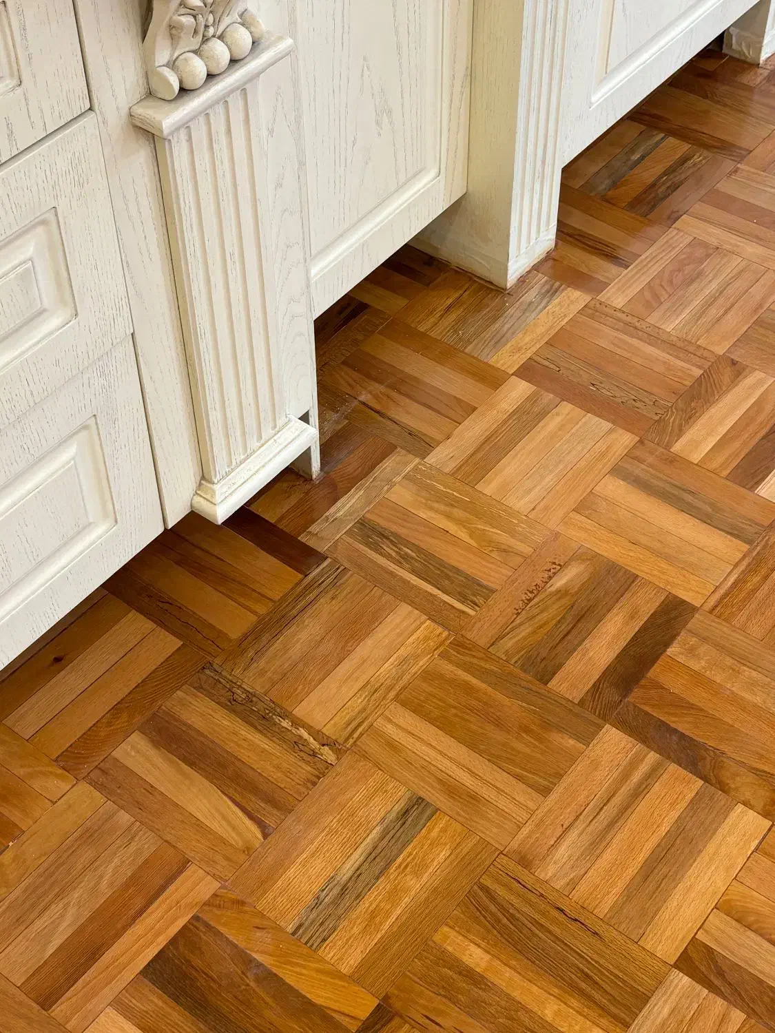 تعیمرات نصب پارکت چوبی بلوط راش گردو کفپوش|مصالح و تجهیزات ساختمان|مشهد, سجاد شهر|دیوار