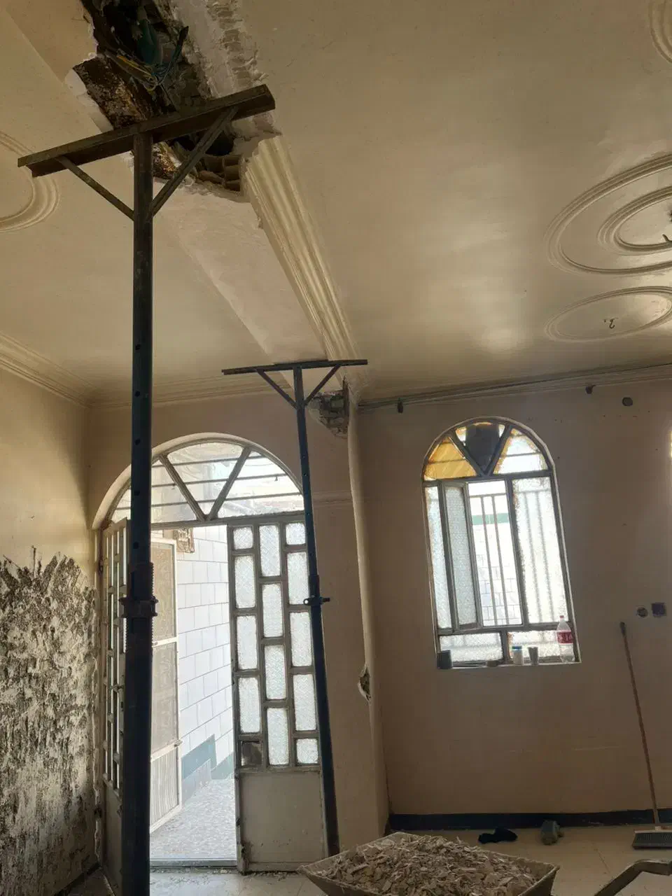 در و پنجره اهنی|مصالح و تجهیزات ساختمان|بندر ماهشهر, |دیوار