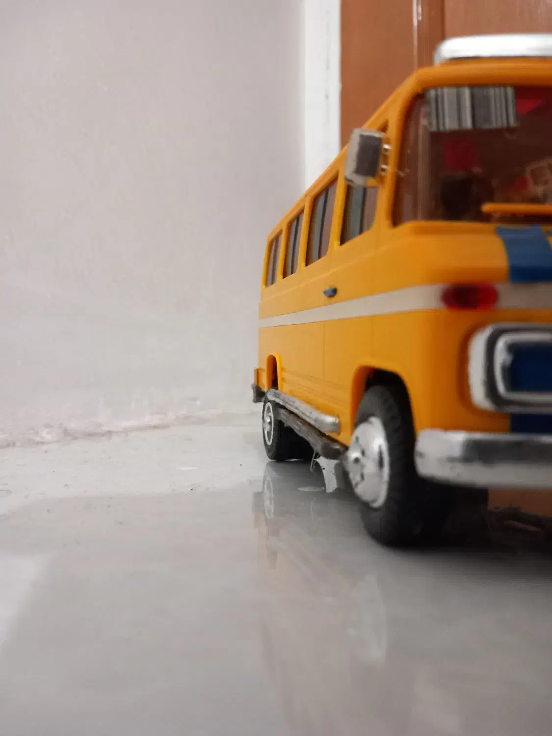 مینی بوس اسباب بازی سالم و نیمه اسپورت|اسباببازی|مشهد, حضرت حجت|دیوار