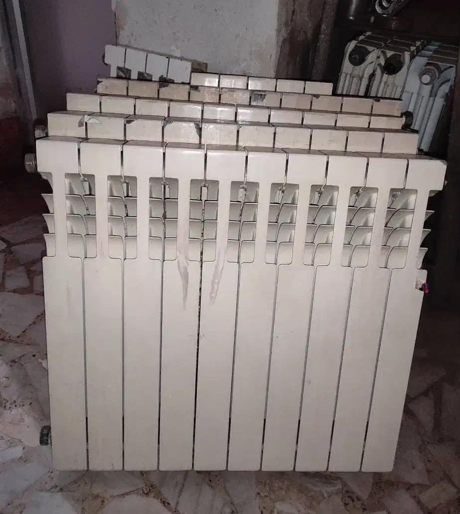 رادیاتور شوفاژ|آبگرمکن، پکیج، شوفاژ|رشت, گلزاران|دیوار