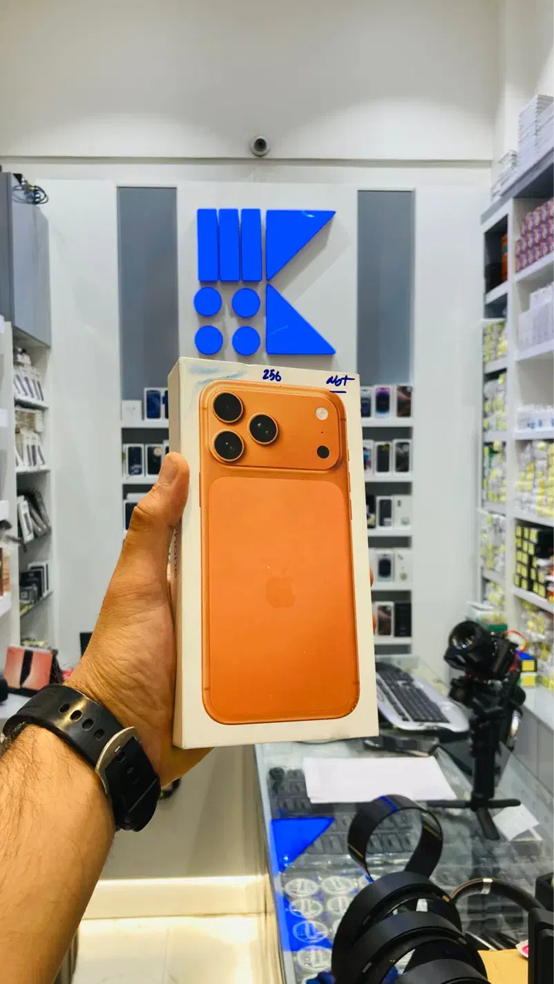 اپل iphone 17 Pro Max ZAA با حافظه 256 گیگابایت|موبایل|تهران, صادقیه|دیوار